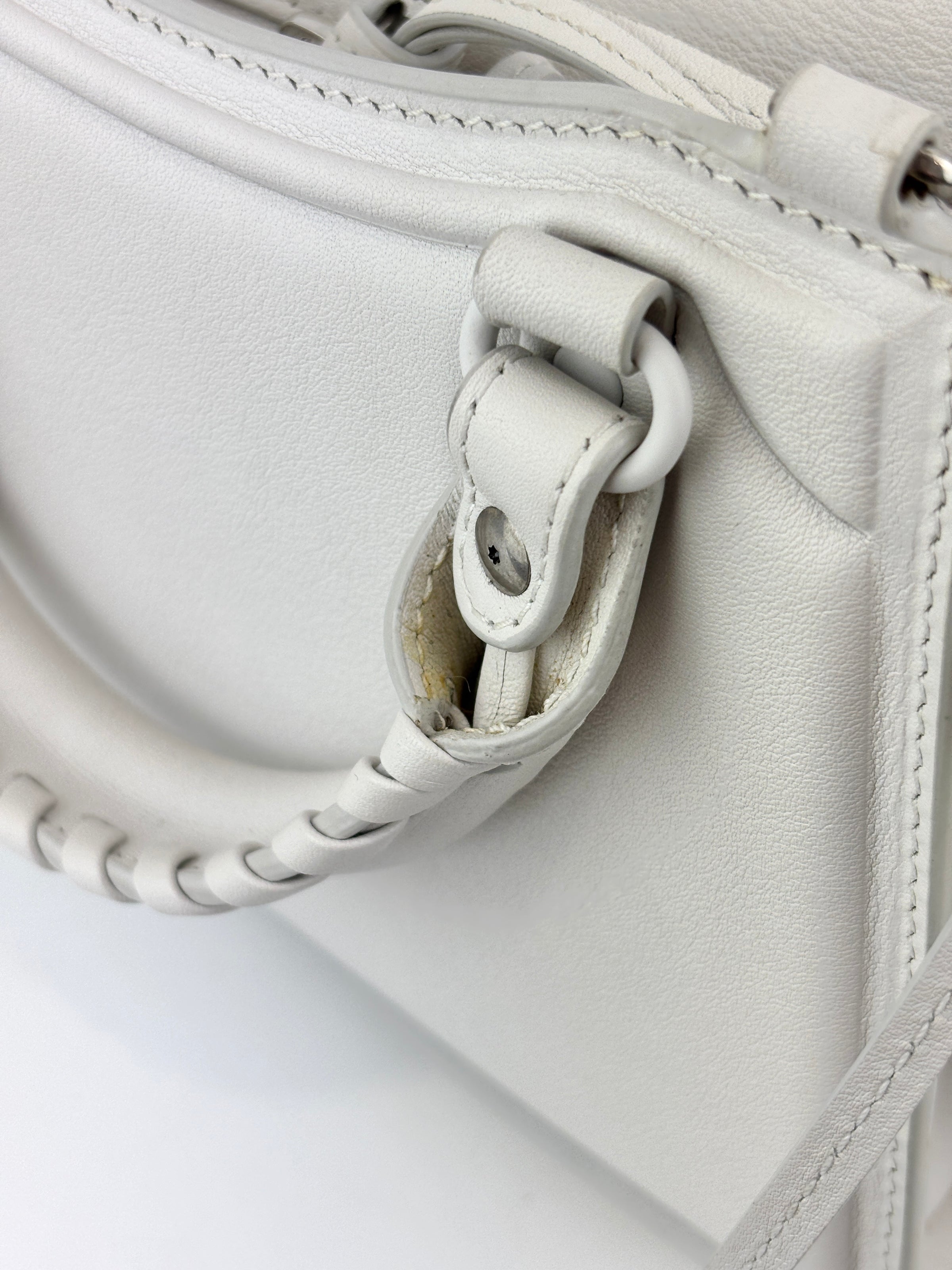 Neo Classic City Mini in White - Glampot