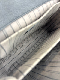 Pochette Metis in Noir Monogram Empreinte Leather