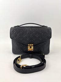 Pochette Metis in Noir Monogram Empreinte Leather