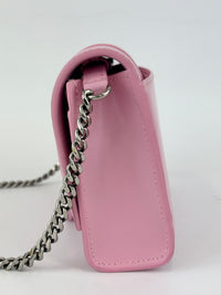 Hourglass Wallet On Chain in Shiny Calfskin Candy Pink