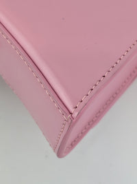 Hourglass Wallet On Chain in Shiny Calfskin Candy Pink