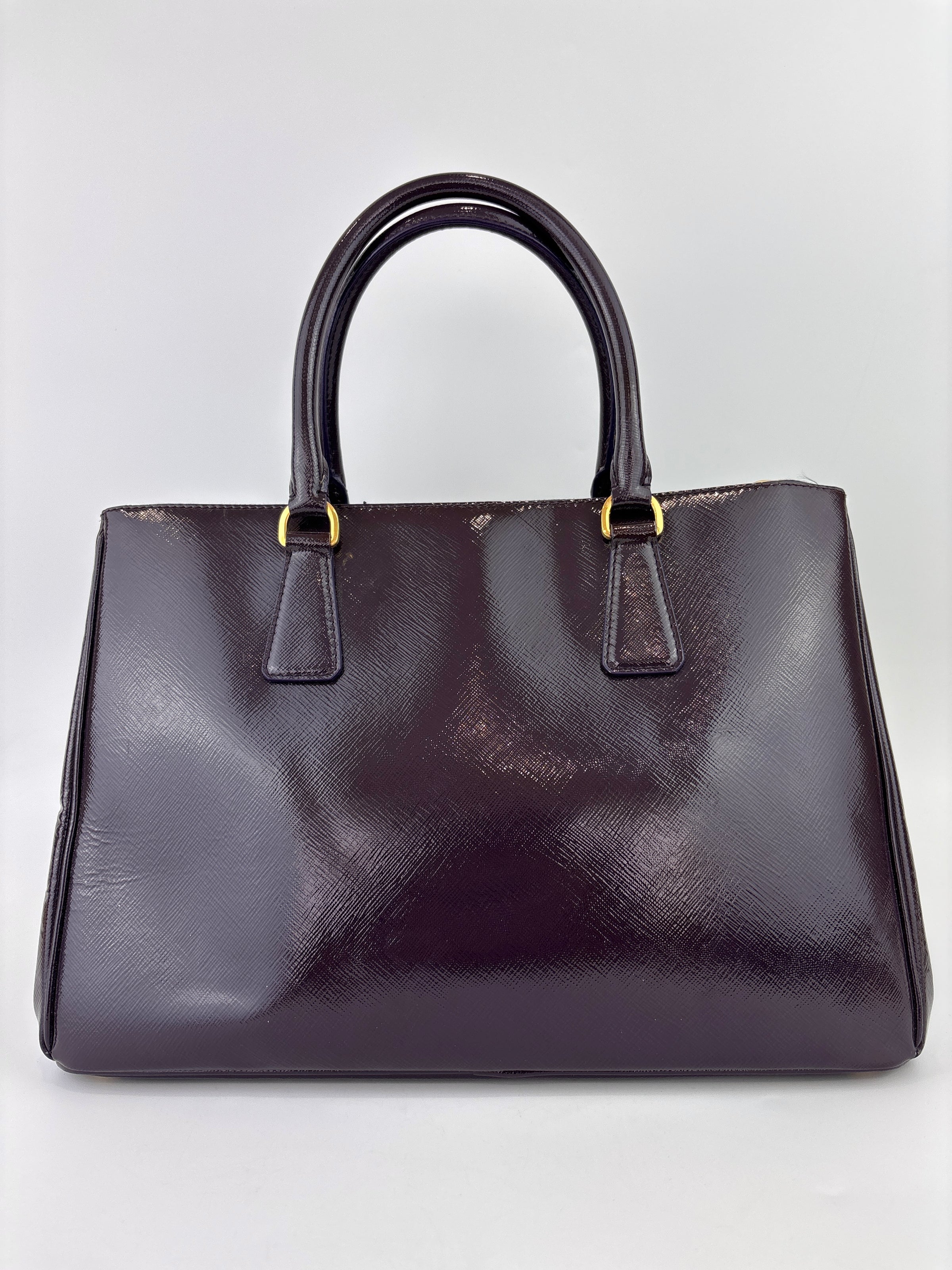 Galleria Medium Saffiano Double Zip Tote Purple Patent