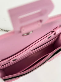 Hourglass Wallet On Chain in Shiny Calfskin Candy Pink