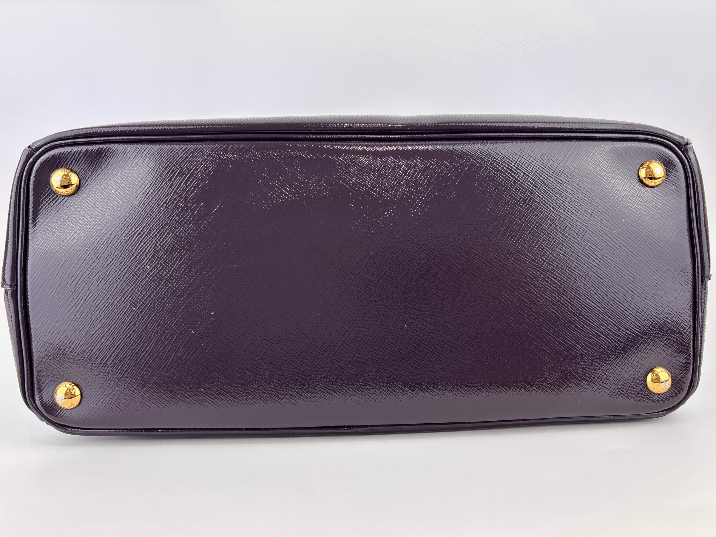 Galleria Medium Saffiano Double Zip Tote Purple Patent