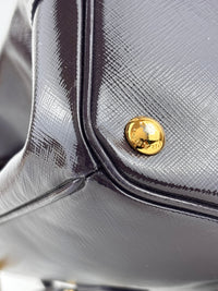 Galleria Medium Saffiano Double Zip Tote Purple Patent