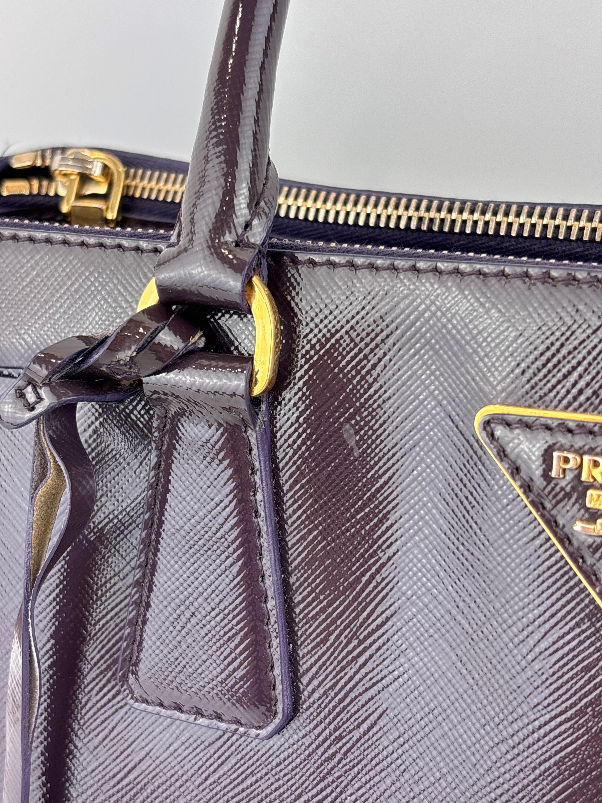 Galleria Medium Saffiano Double Zip Tote Purple Patent