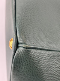 BN2274 Saffiano Medium Galleria Double Zip Tote Emerald Green GHW
