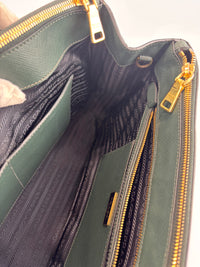 BN2274 Saffiano Medium Galleria Double Zip Tote Emerald Green GHW