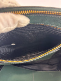 BN2274 Saffiano Medium Galleria Double Zip Tote Emerald Green GHW