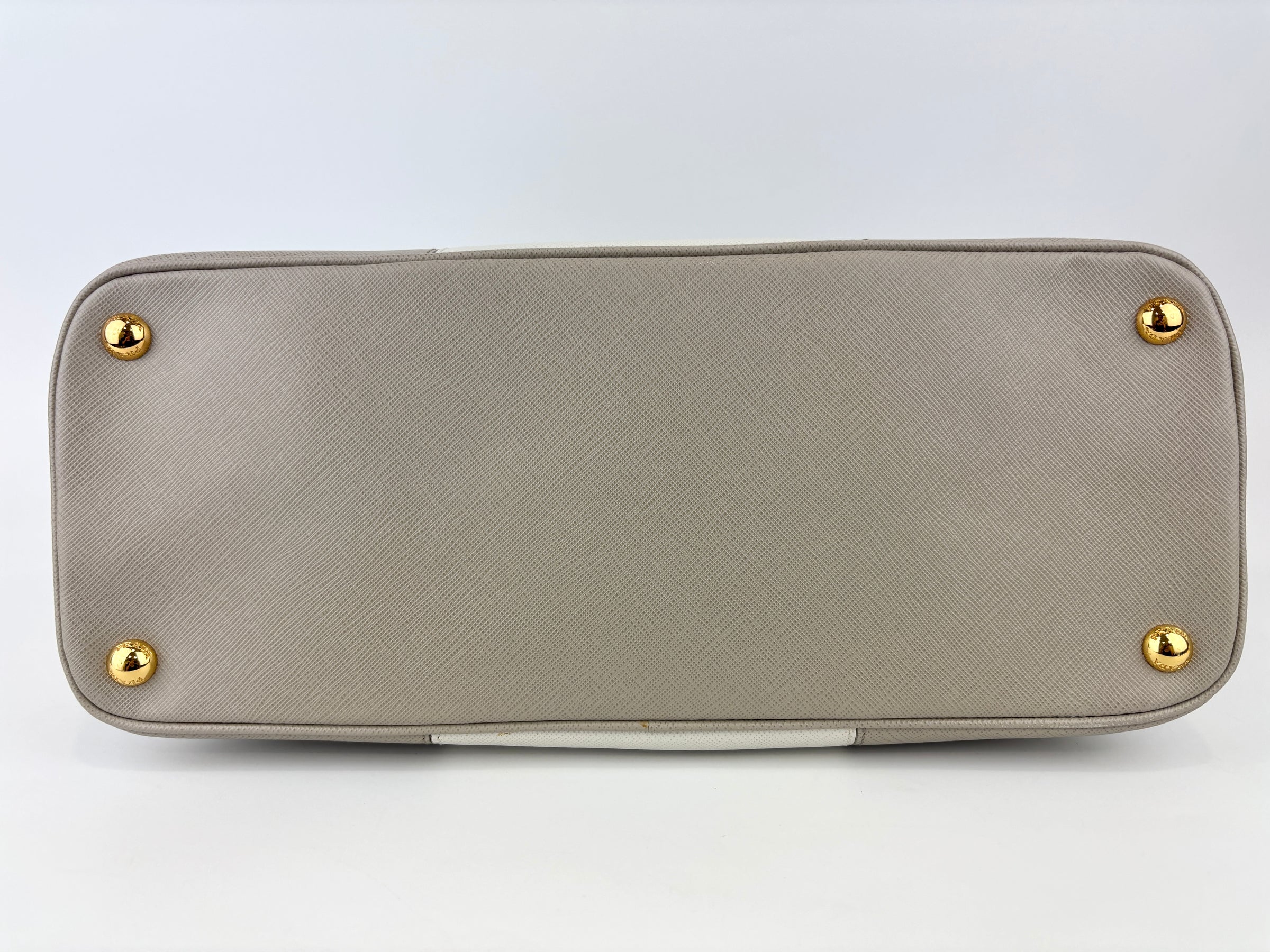 BL836C Saffiano Lux Medium Promenade Argilla/Pomice