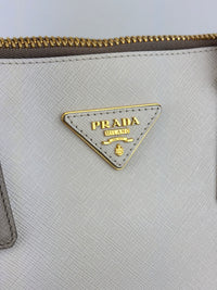 BL836C Saffiano Lux Medium Promenade Argilla/Pomice