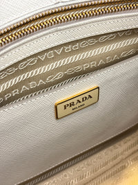 BL836C Saffiano Lux Medium Promenade Argilla/Pomice