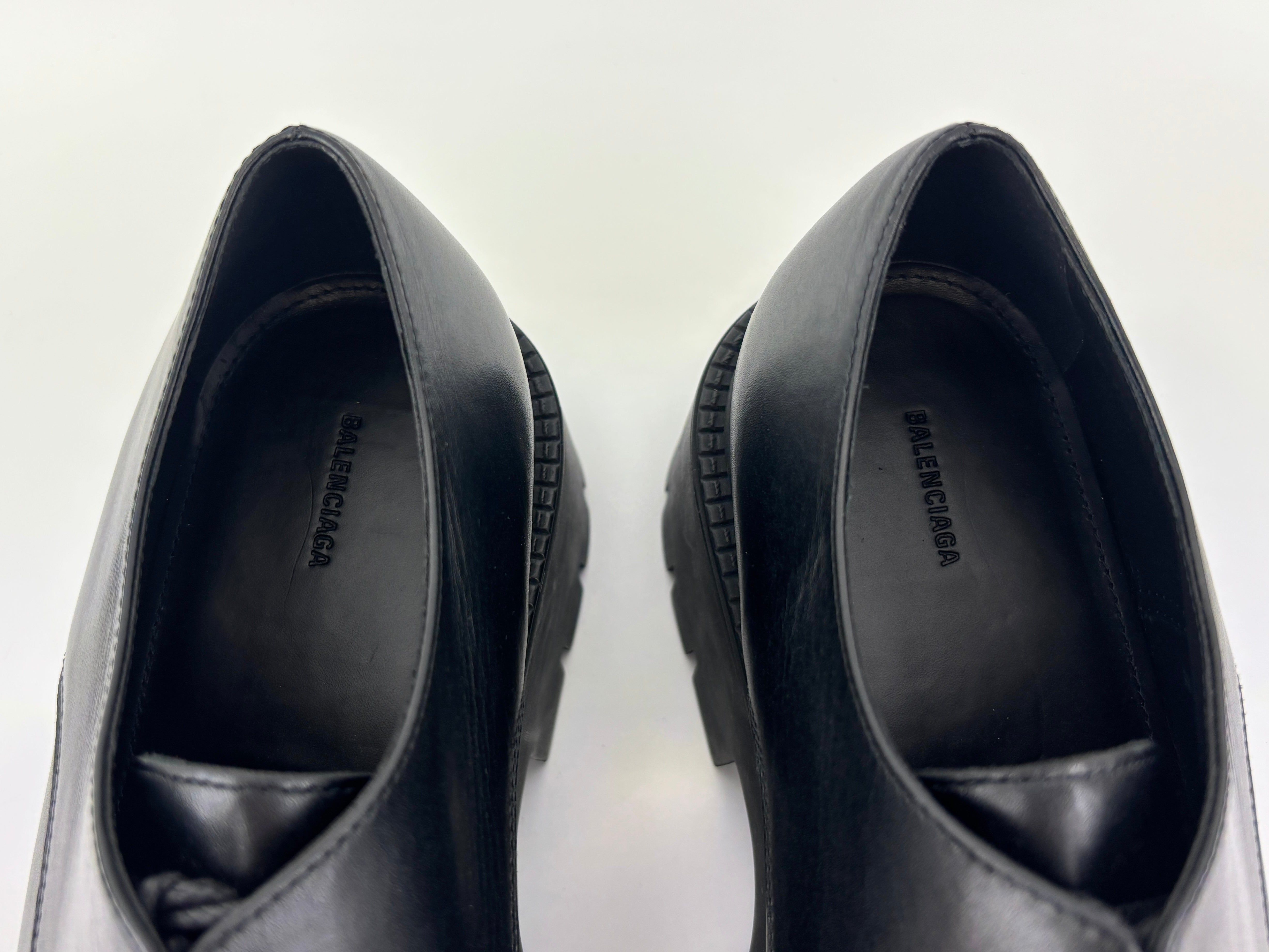 Balenciaga Men's Rhino Derby Black Size 39 | Glampot