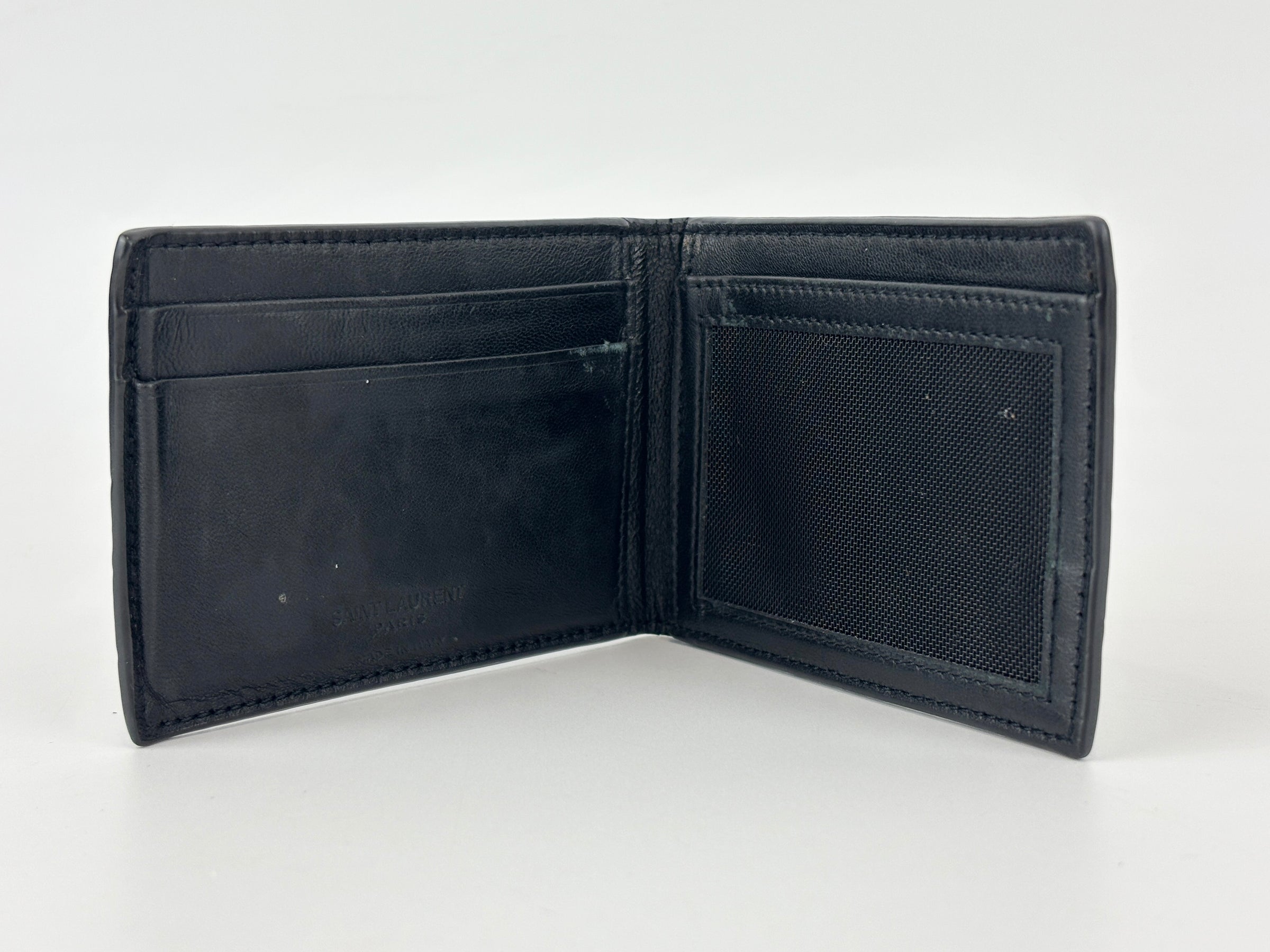 Black Croc Embossed Leather Bifold Card Holder