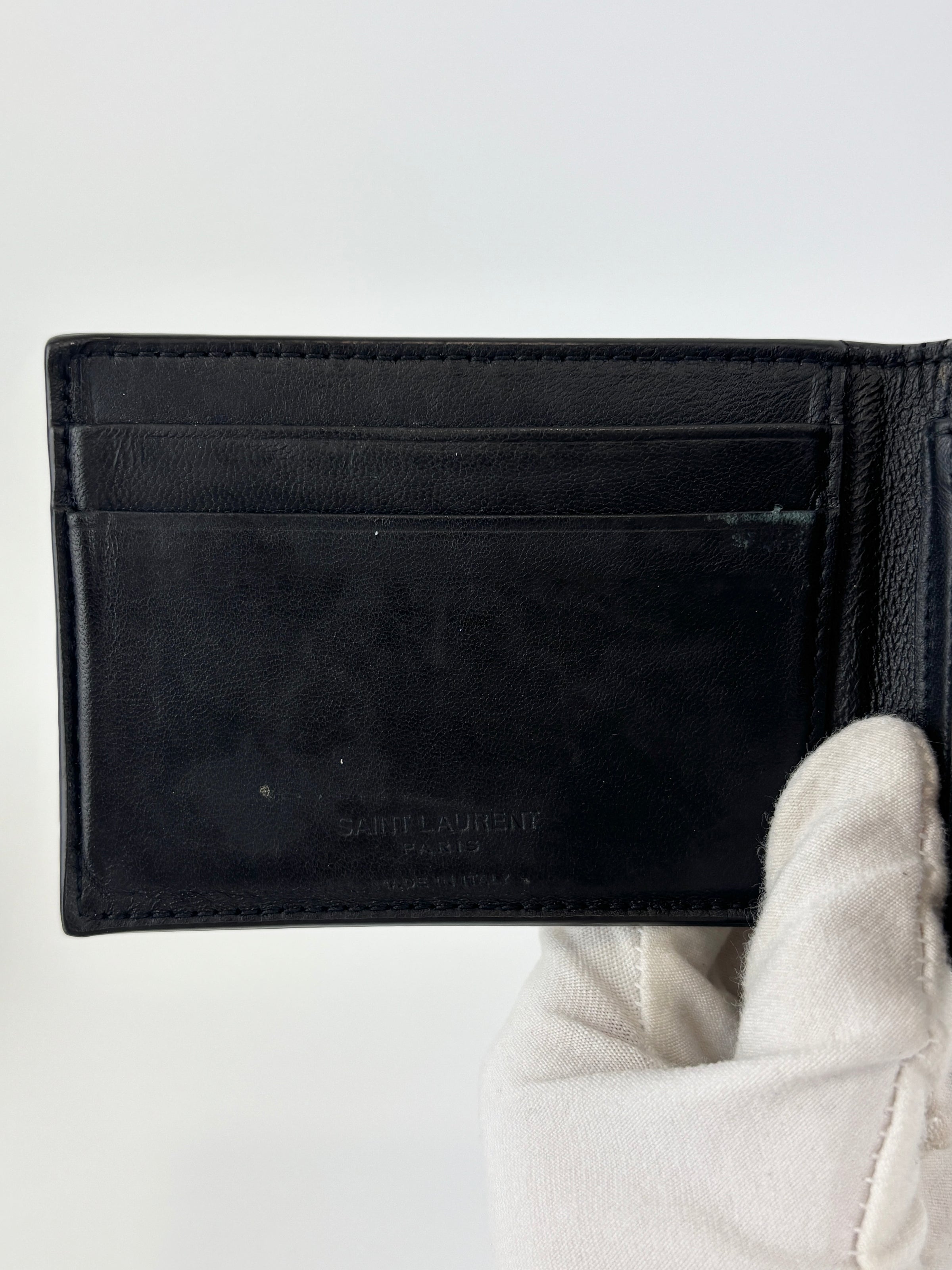 Black Croc Embossed Leather Bifold Card Holder