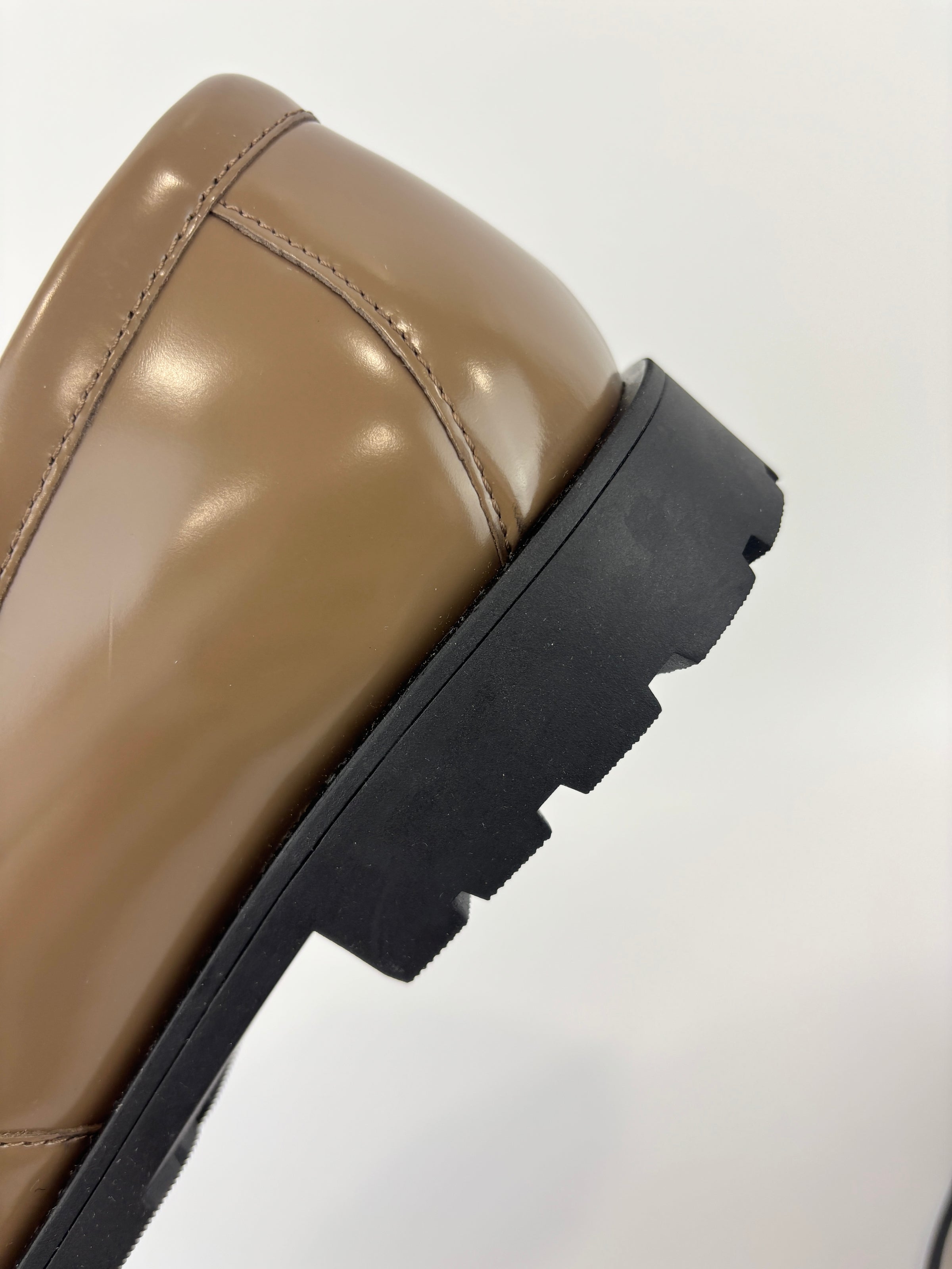 Reagan Penny Loafers Dark Stone US 7D / EU 40