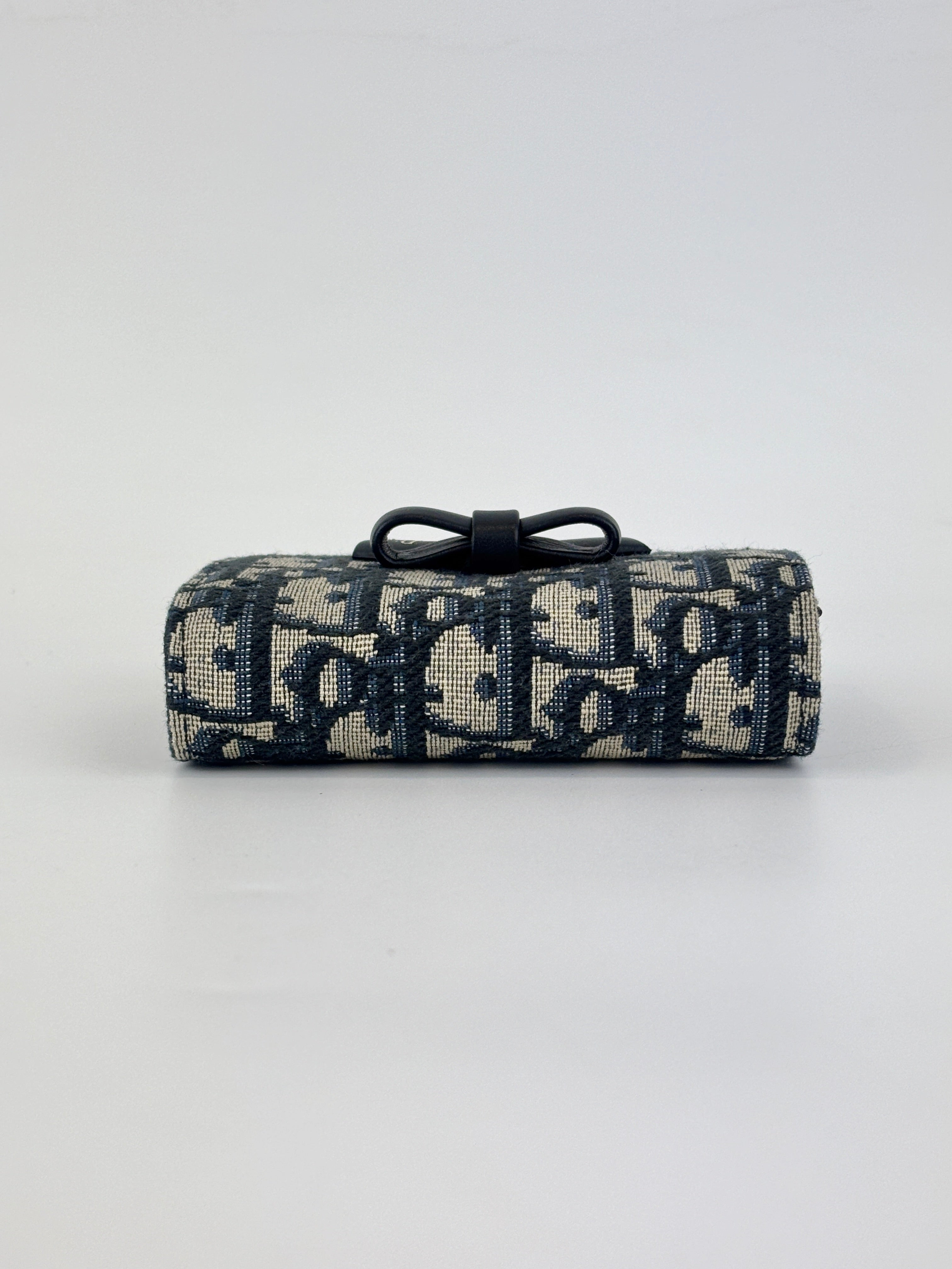 Dior Promenade Glycine Wallet Blue Oblique Jacquard – Glampot