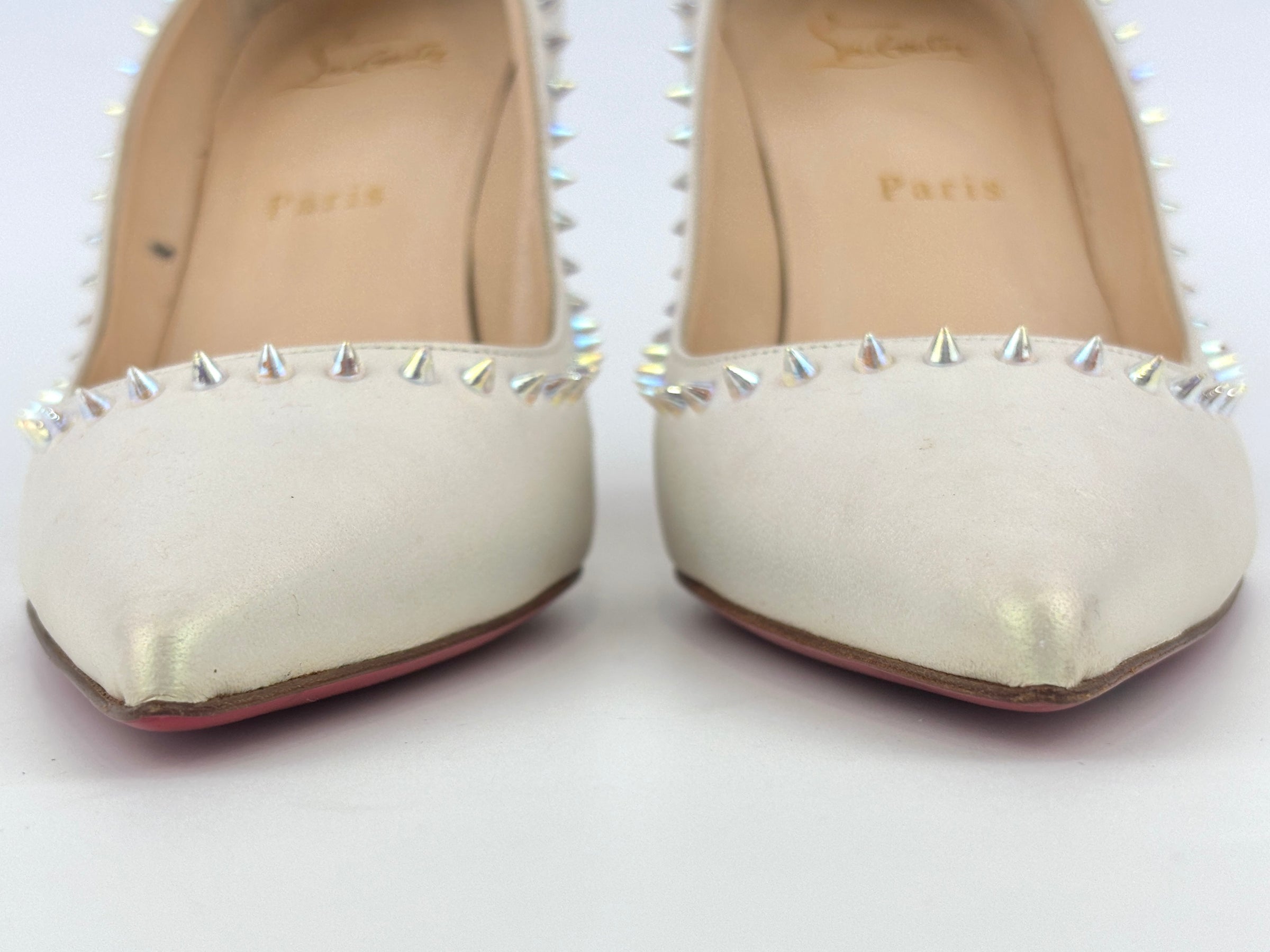 Anjalina 85 Pumps in Snow/ Clear Studs Size 39