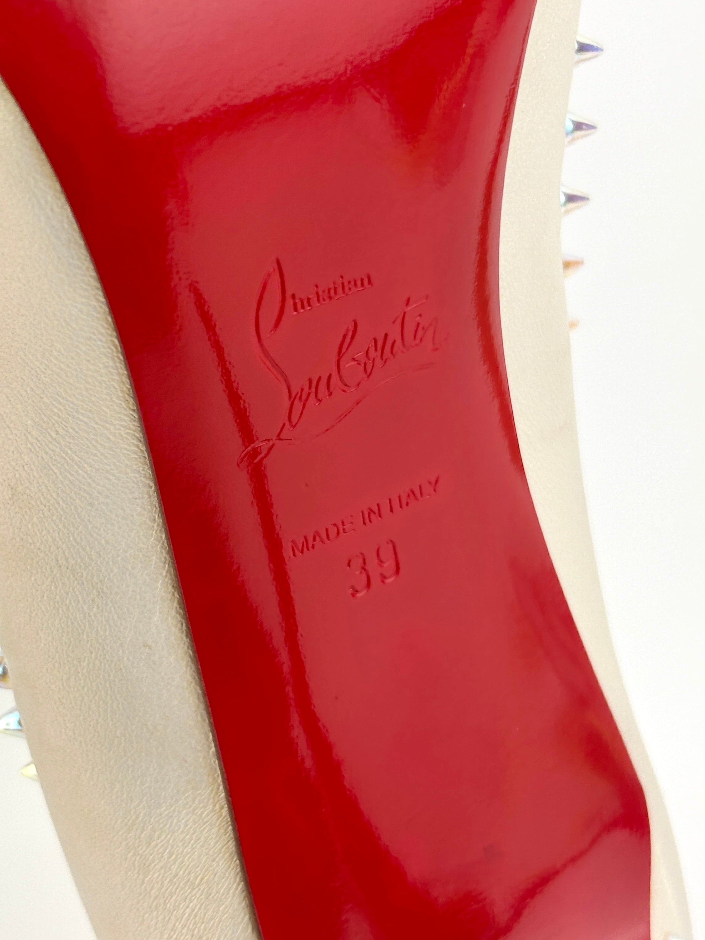 Anjalina 85 Pumps in Snow/ Clear Studs Size 39