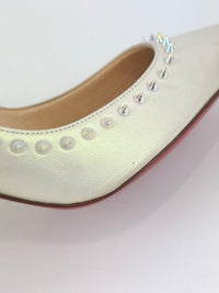 Anjalina 85 Pumps in Snow/ Clear Studs Size 39
