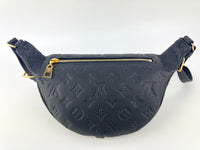 Louis Vuitton M44812 Bumbag in Noir Monogram Empreinte - Glampot