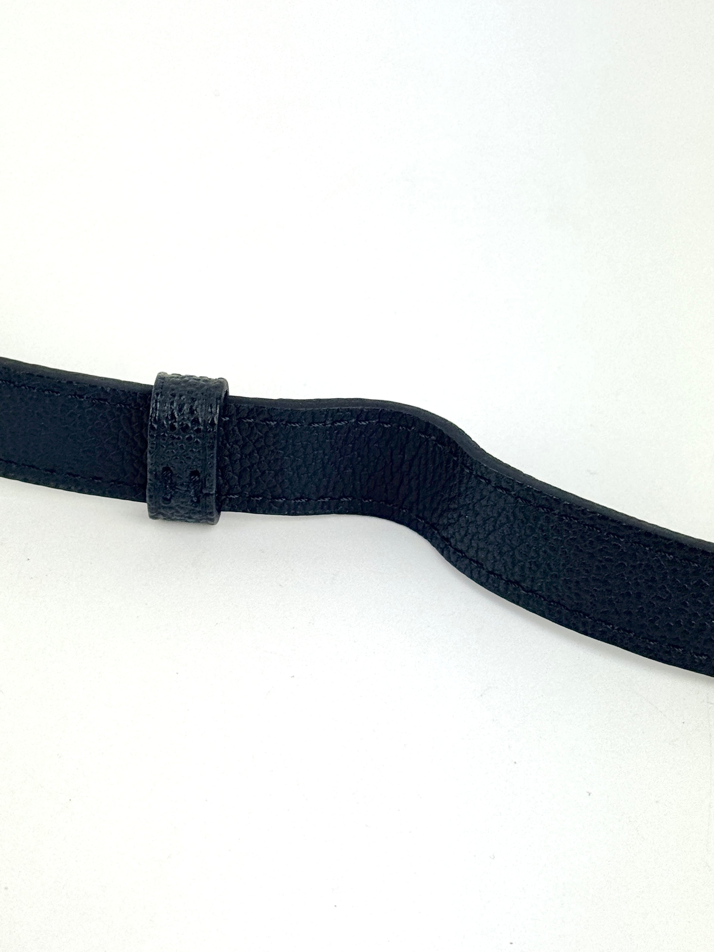 Louis Vuitton M44812 Bumbag in Noir Monogram Empreinte - Glampot