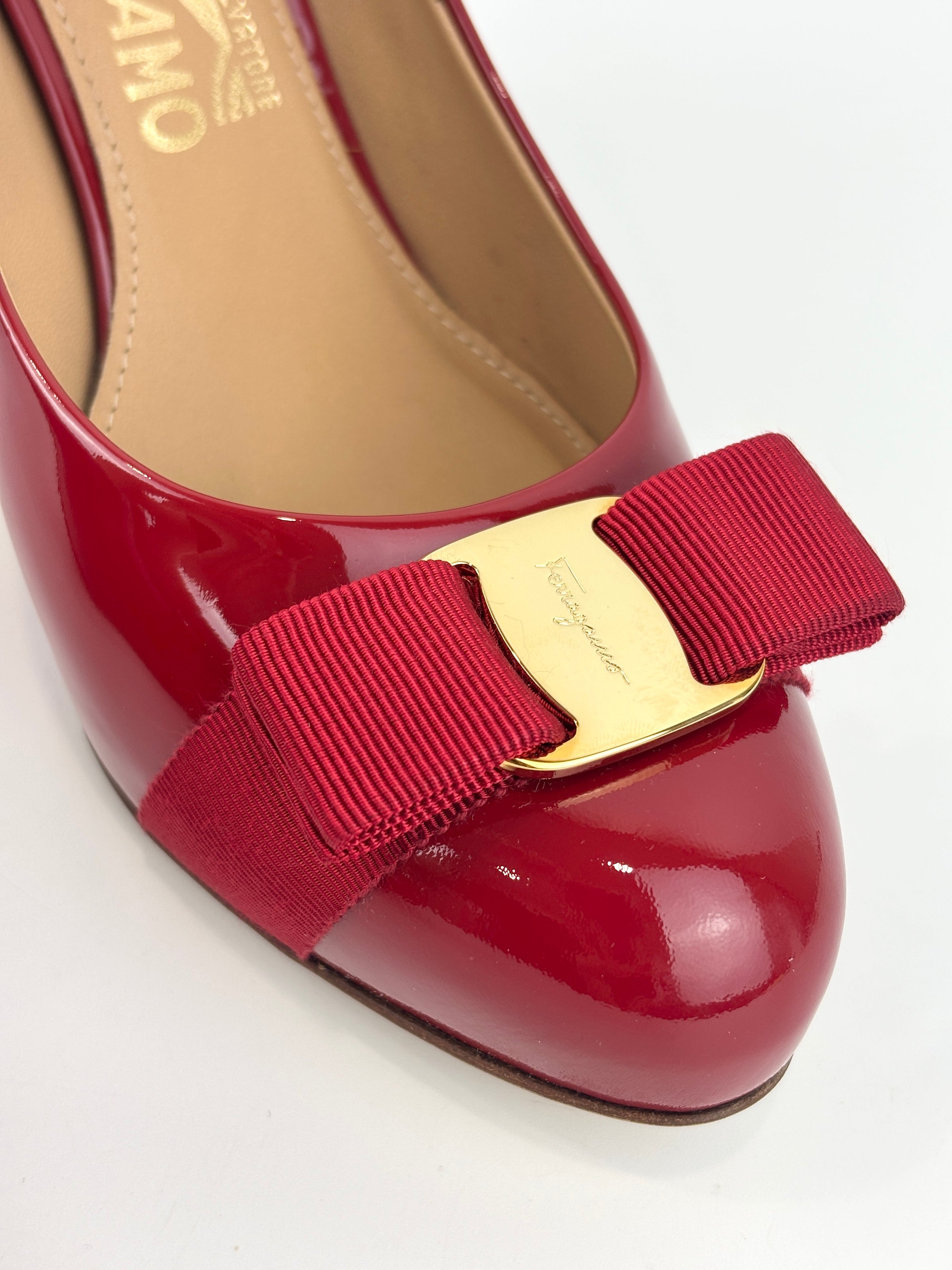 Vara Bow Pimpa in Rosso Patent Calfskin Size 8 - Glampot