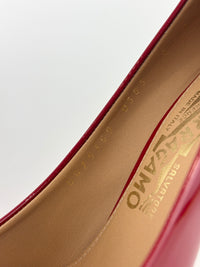 Vara Bow Pimpa in Rosso Patent Calfskin Size 8 - Glampot