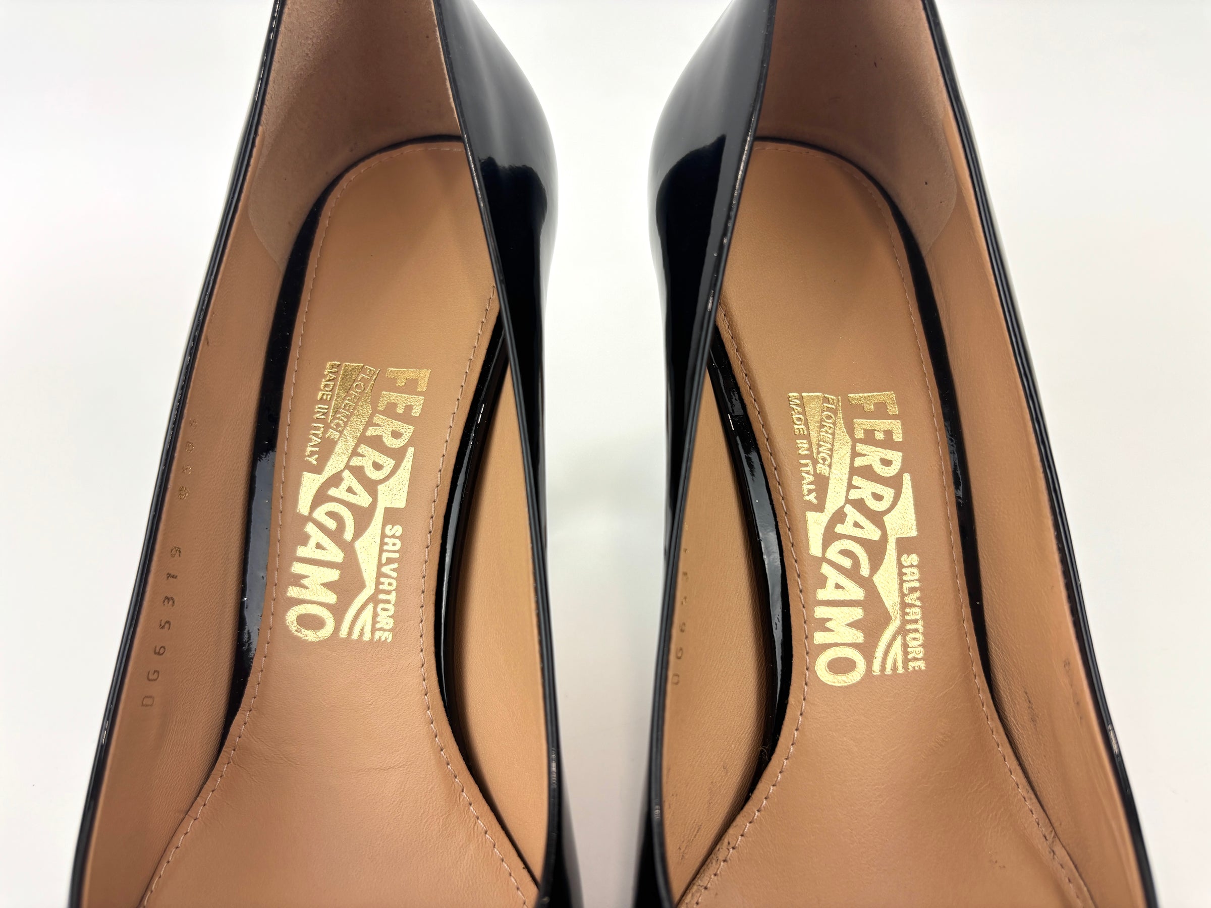 Leo 85 in Nero Patent Calfskin Size 7.5 - Glampot