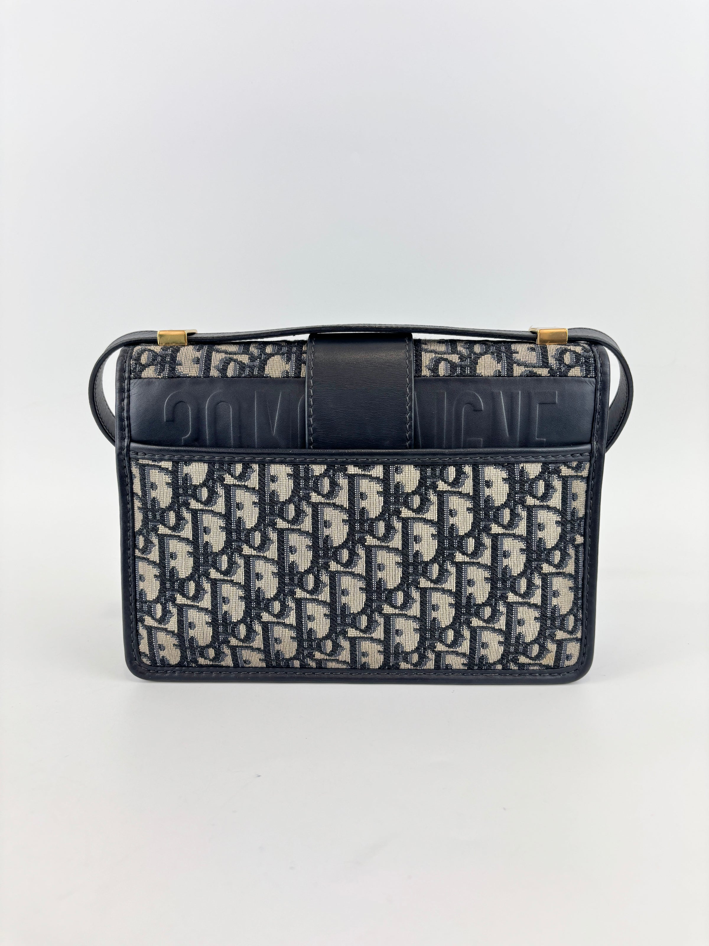 Montaigne 30 in Blue Oblique Jacquard