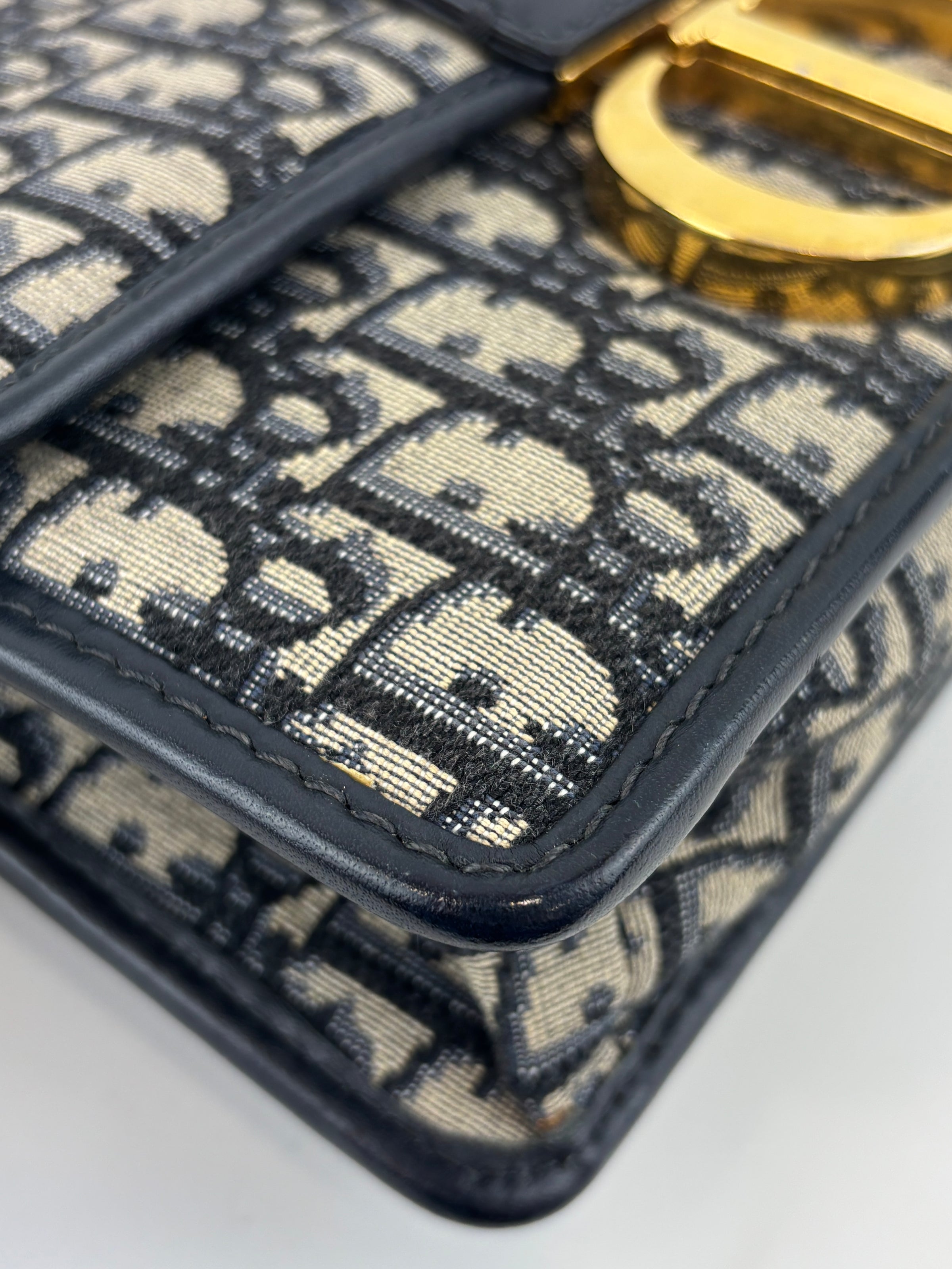 Montaigne 30 in Blue Oblique Jacquard