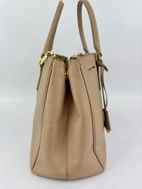 BN2274 Saffiano Lux Tote Sabbia