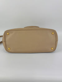 BN2274 Saffiano Lux Tote Sabbia