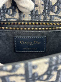 Montaigne 30 in Blue Oblique Jacquard