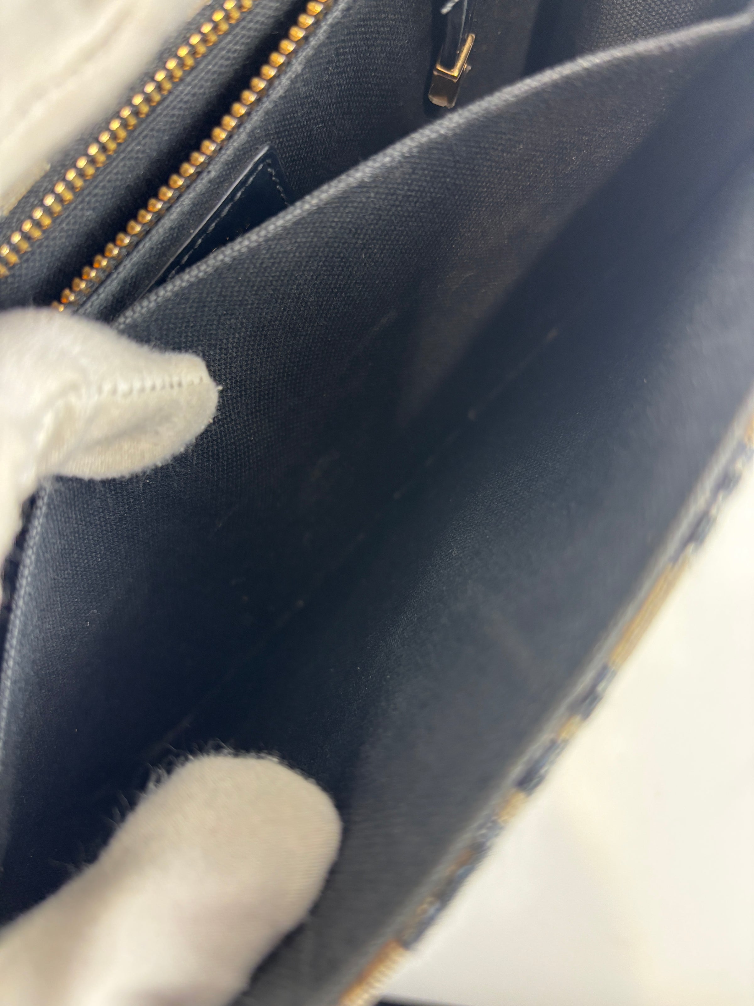 Montaigne 30 in Blue Oblique Jacquard