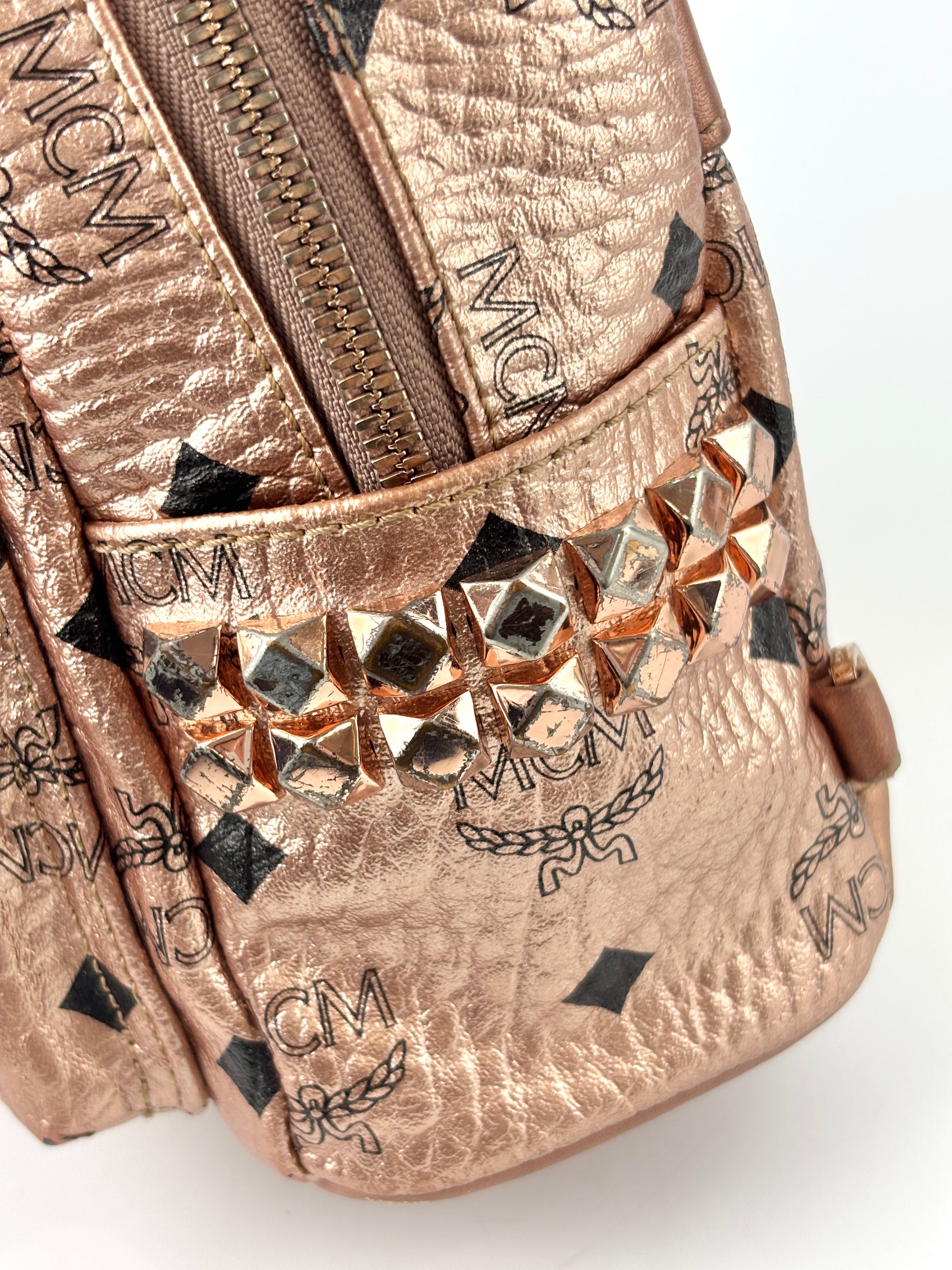 Metallic Visetos Studded X-Mini Bebe Bao Backpack Champagne Gold