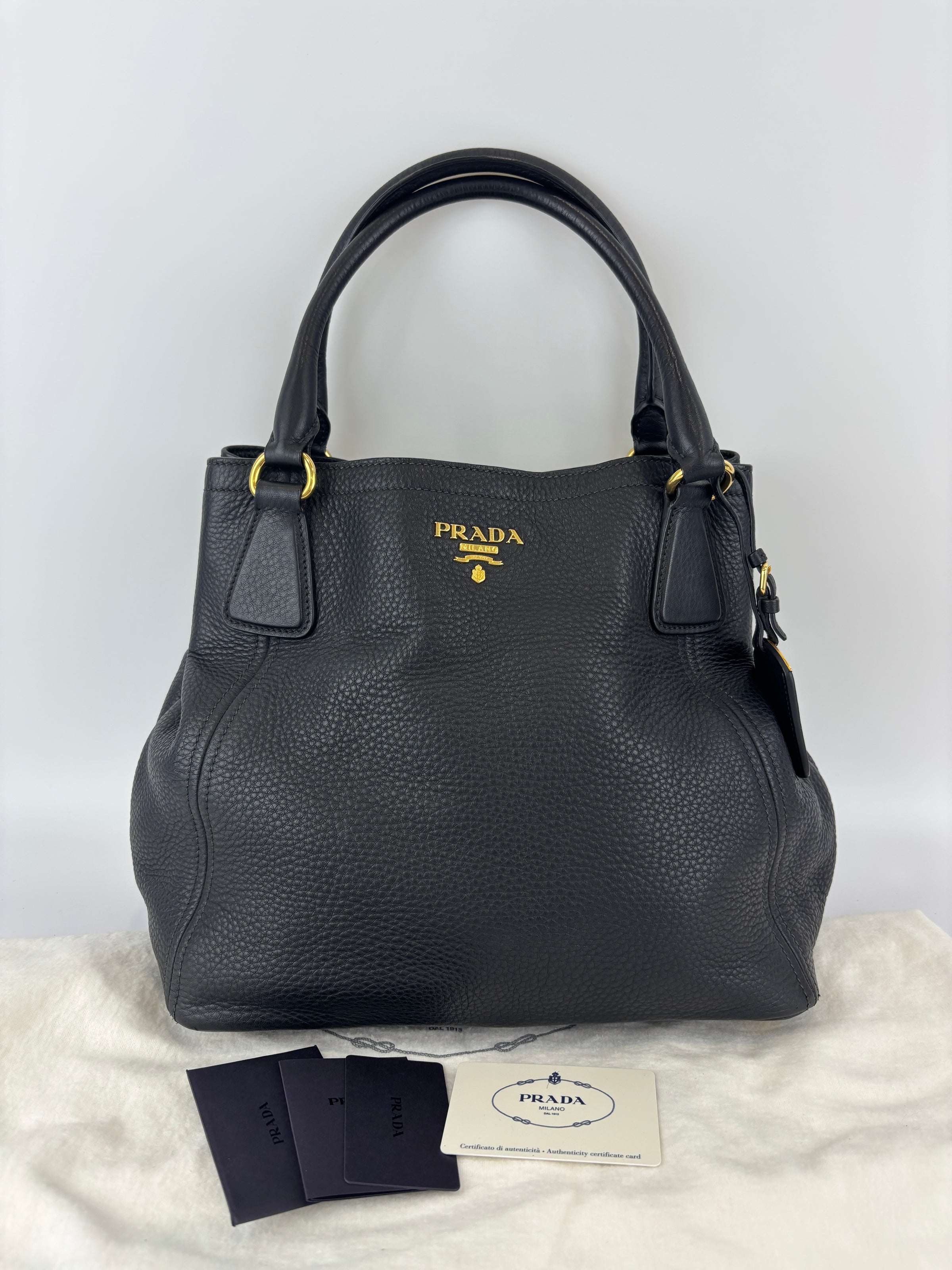 BN2534 Vitello Daino Black Pebbled Leather