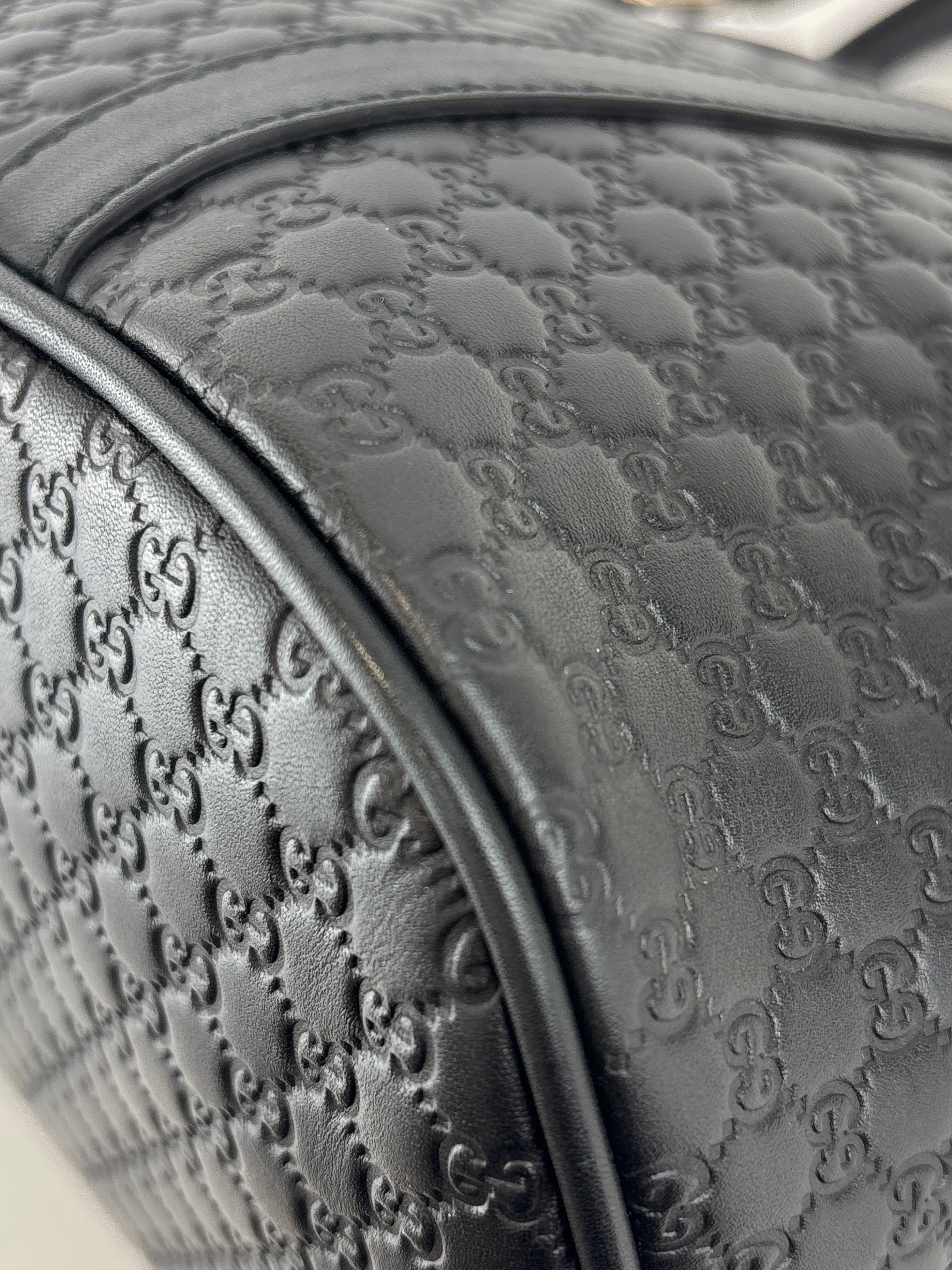 Gucci Micro Guccissima 2-Way Leather Bag Black