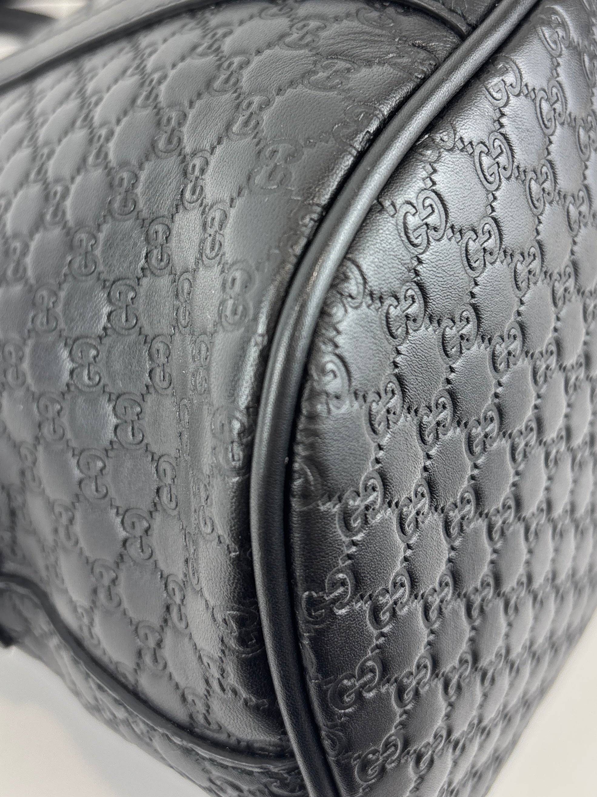 Gucci Micro Guccissima 2-Way Leather Bag Black