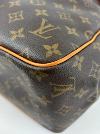 Louis Vuitton Batignolles Vertical Monogram Canvas Bag