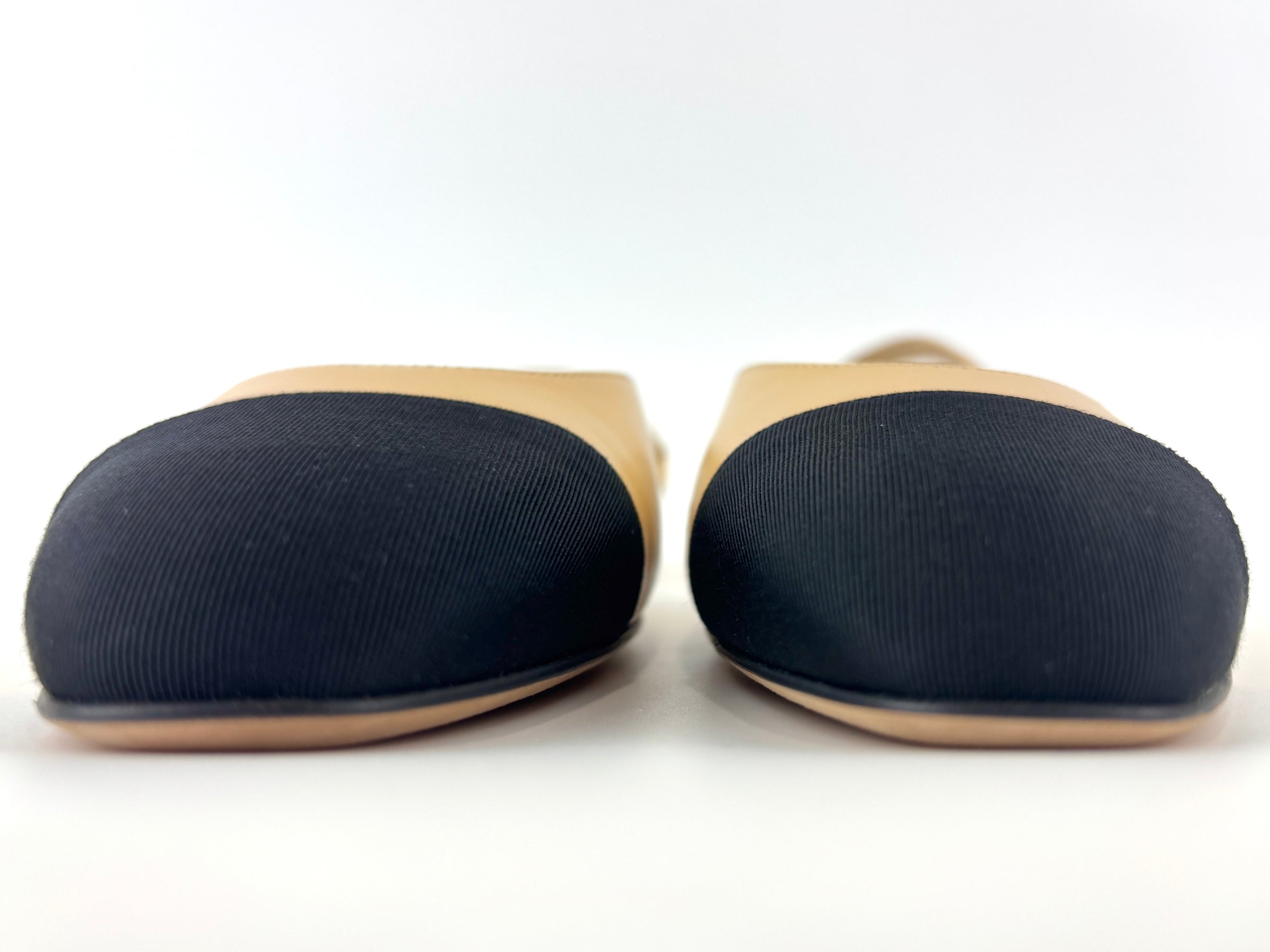 Goatskin & Grosgrain Slingbacks in Beige/Black Size 38C