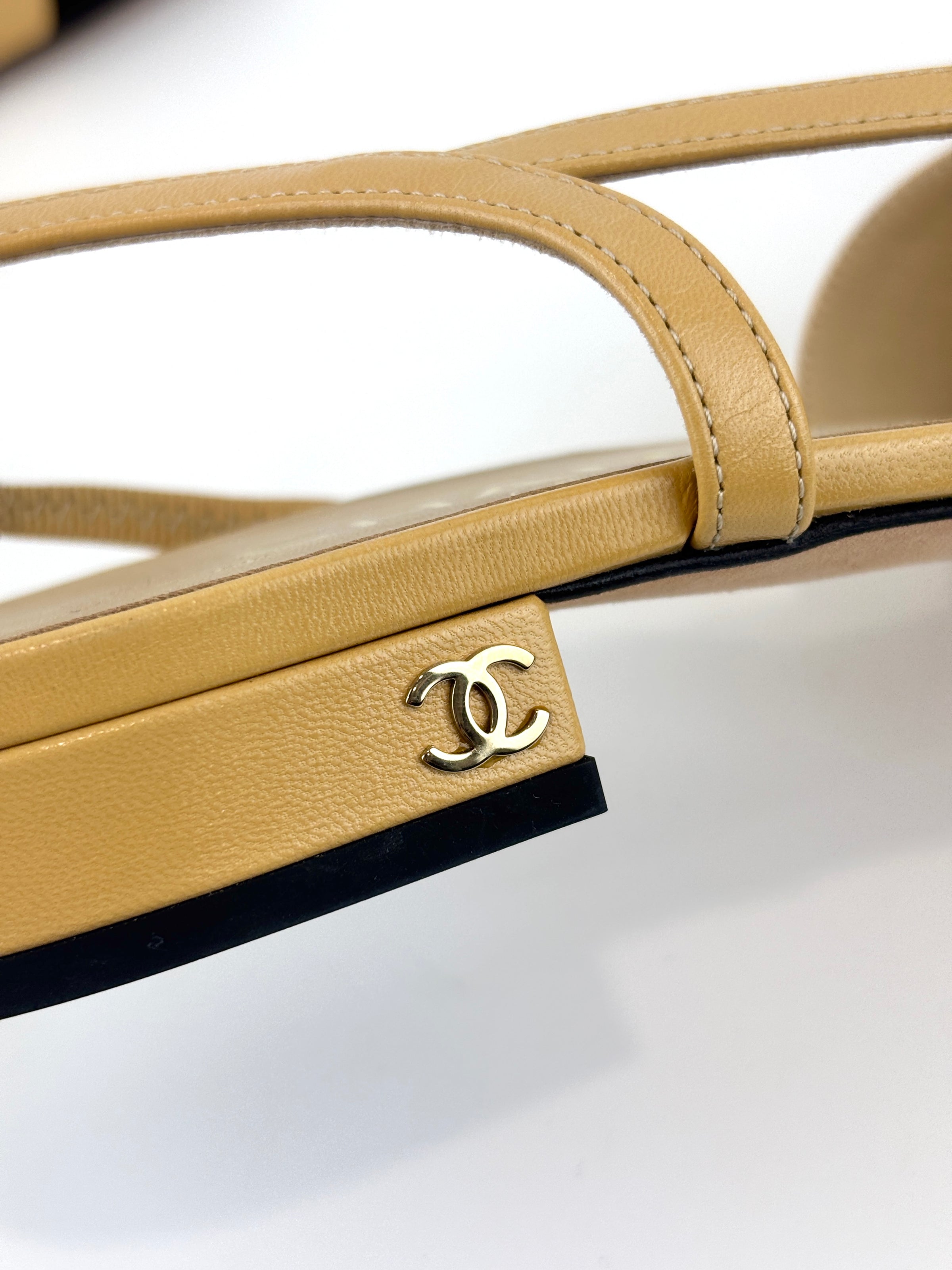 Goatskin & Grosgrain Slingbacks in Beige/Black Size 38C