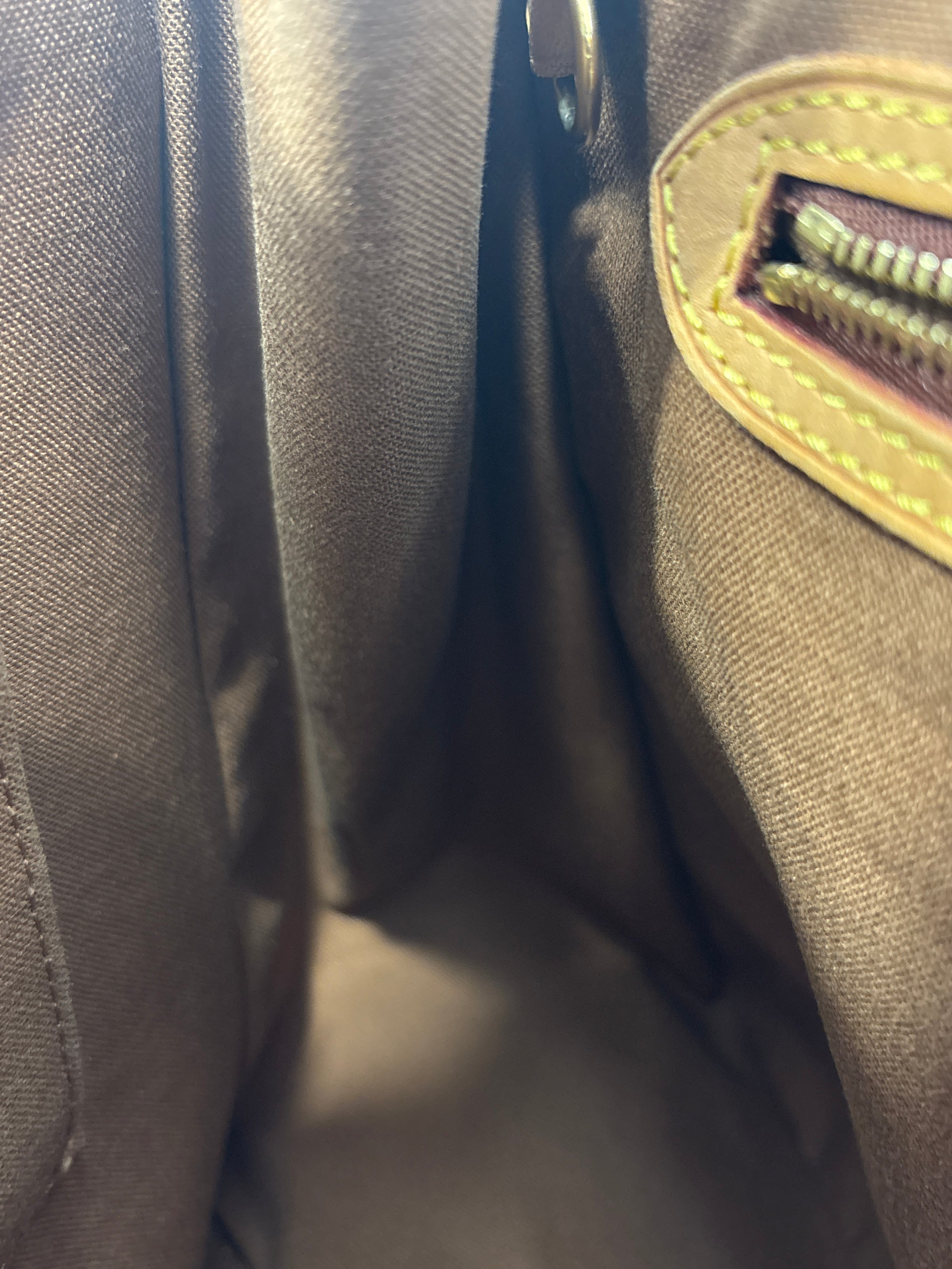 Louis Vuitton Batignolles Vertical Monogram Canvas Bag