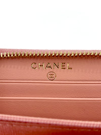 19 Zip Around Long Wallet Quilted Lambskin in Light Pink GHW