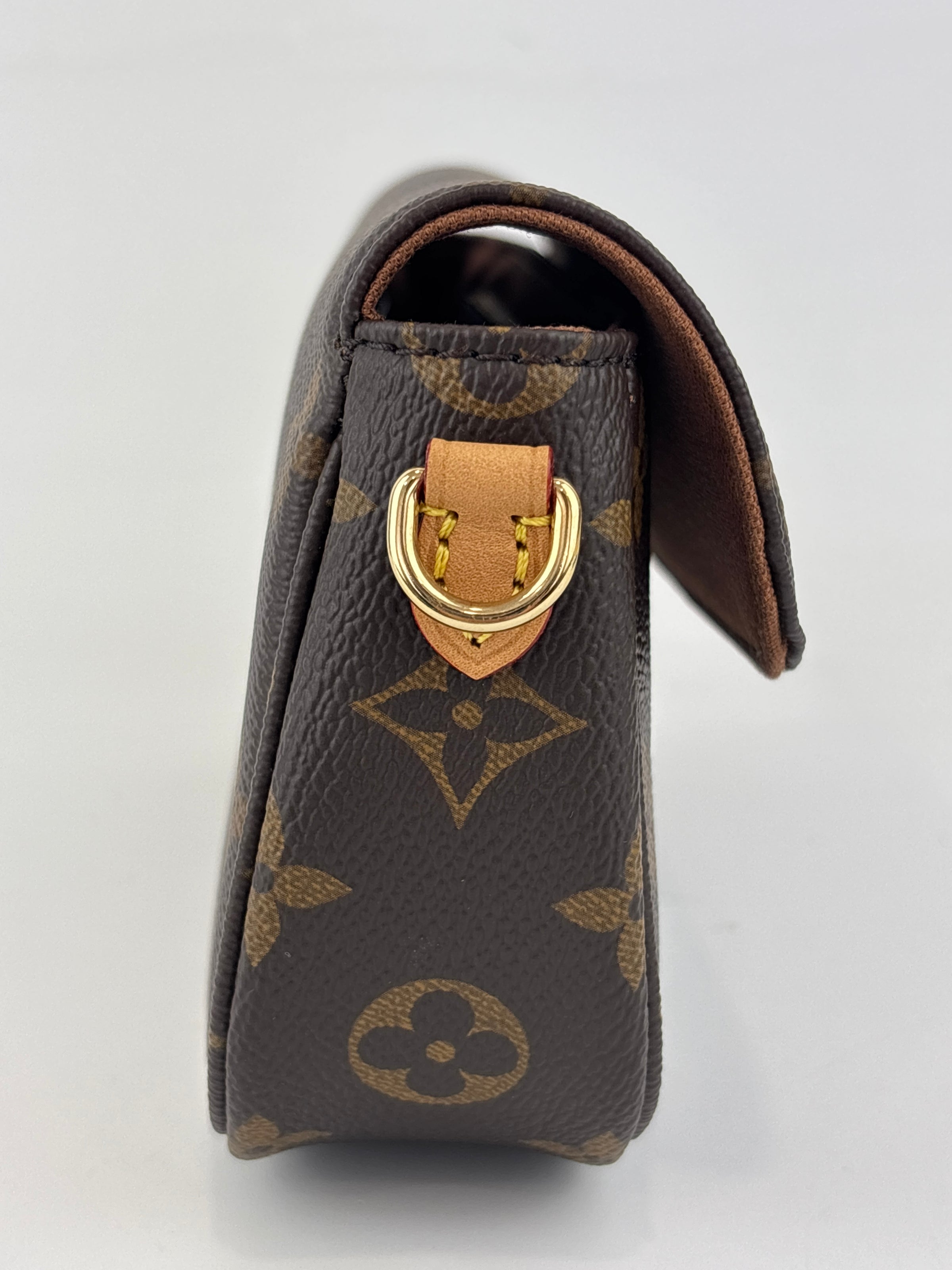 Louis Vuitton M81911 Wallet on Chain Ivy Monogram (RFID)