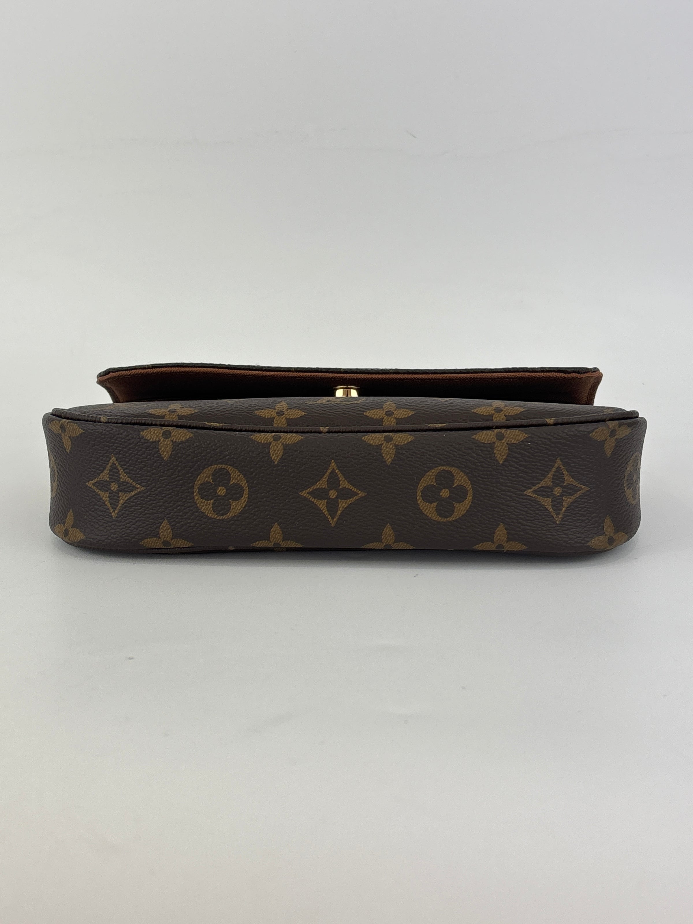 Louis Vuitton M81911 Wallet on Chain Ivy Monogram (RFID)