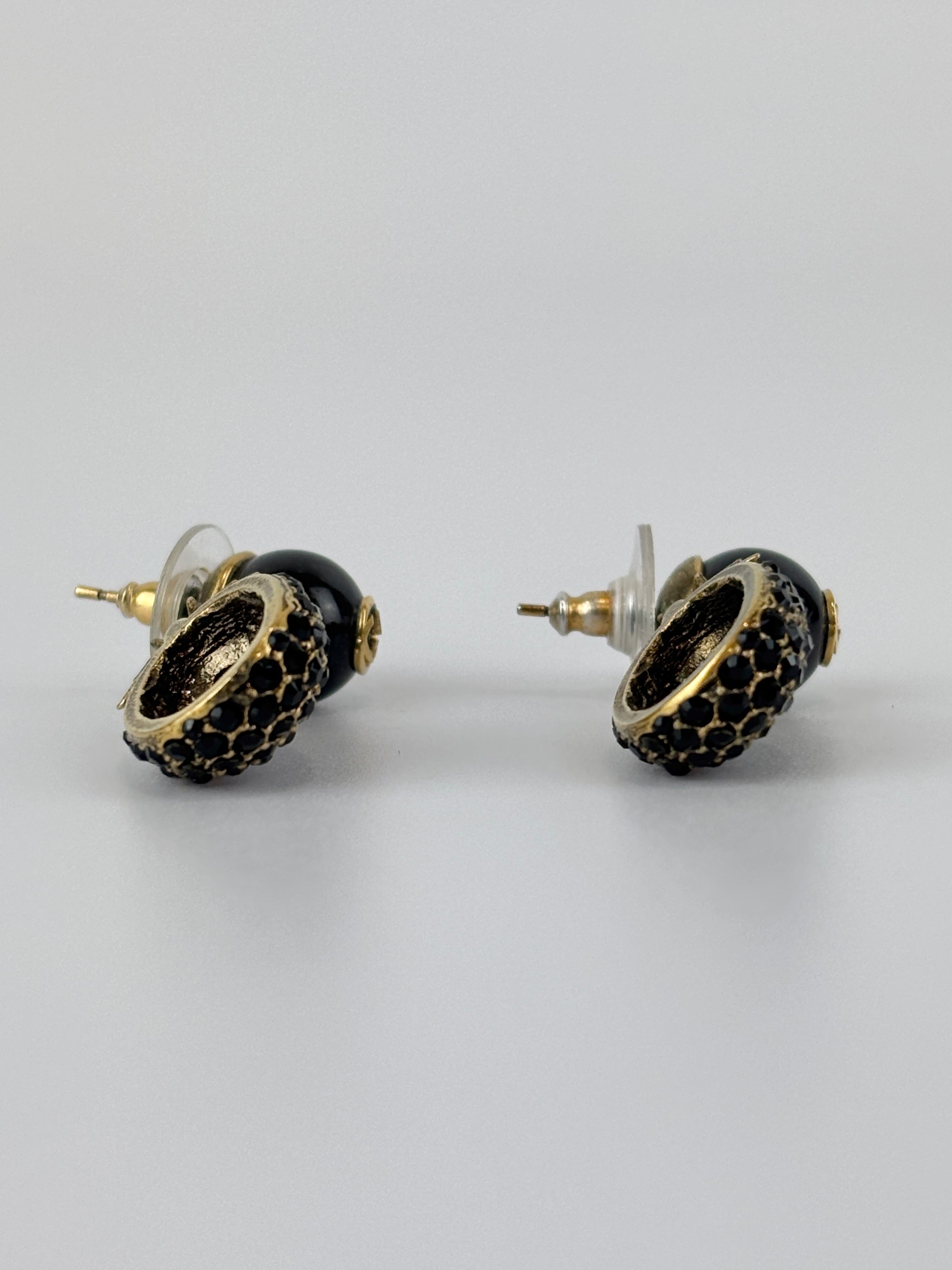 Gold & Black Pineapple Pearl Earrings