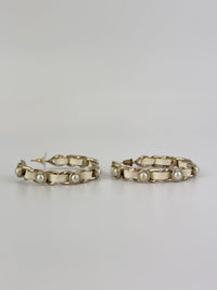 AB2674 White Woven Lambskin Gold Faux Pearl Chain Hoop Earrings