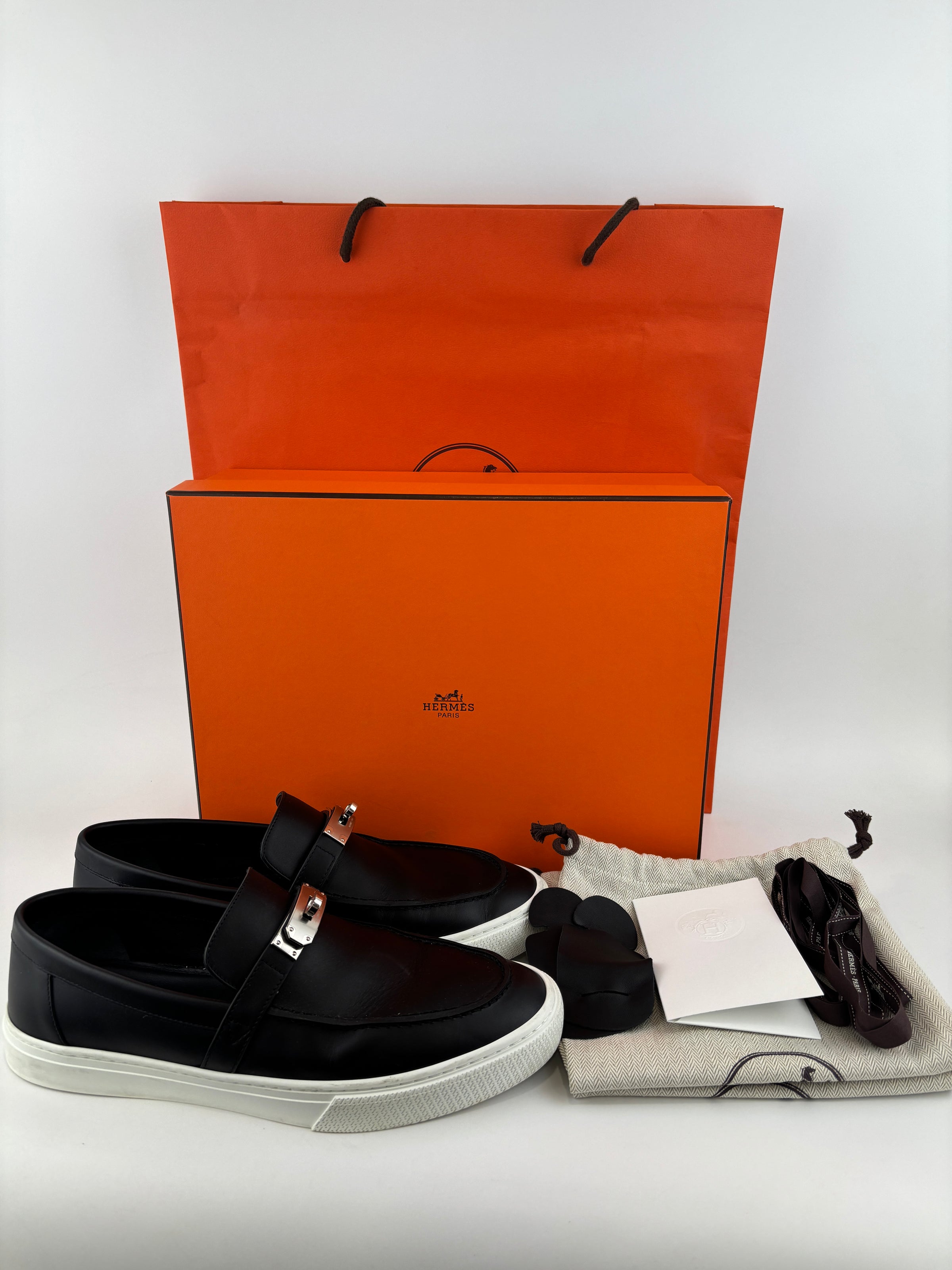 Game Slip-on Sneaker in Black Size 44.5
