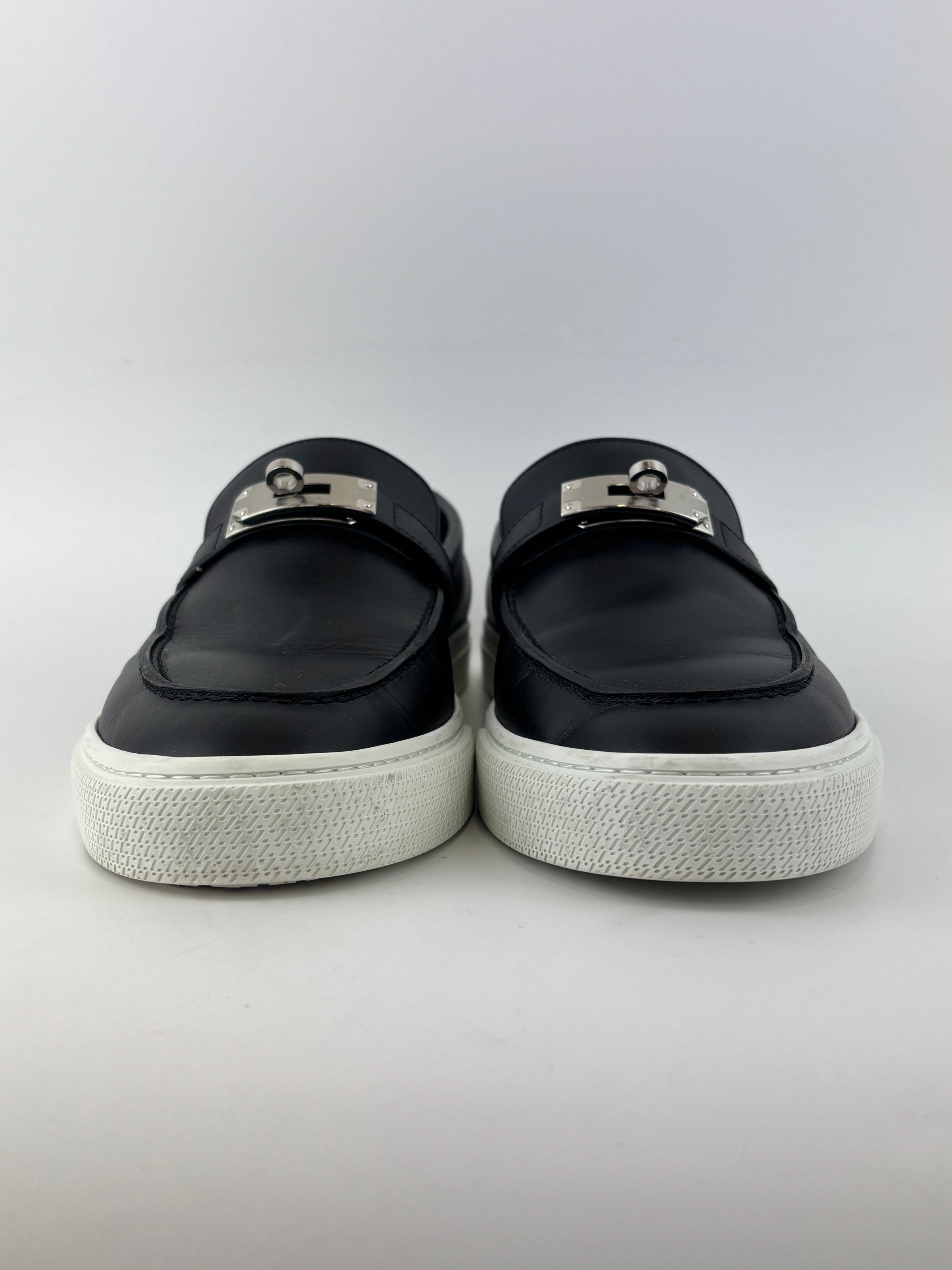 Game Slip-on Sneaker in Black Size 44.5